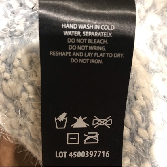 NWT Soft Delicate Knit Sweater by Buffalo David Bitton - Large - Gray & White - Picture 12 of 14